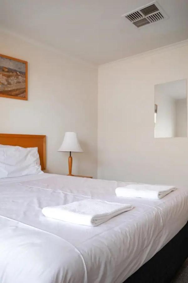 Lamplighter Motel Окли Экстерьер фото